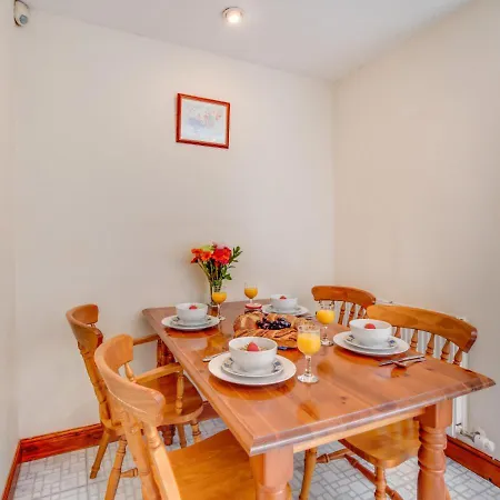 8 Abrahams Quay Whitby