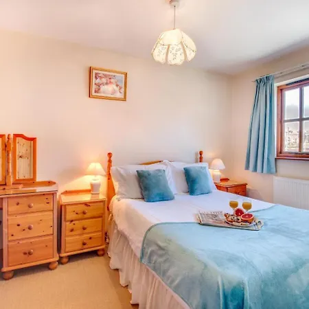 8 Abrahams Quay Hébergement de vacances *