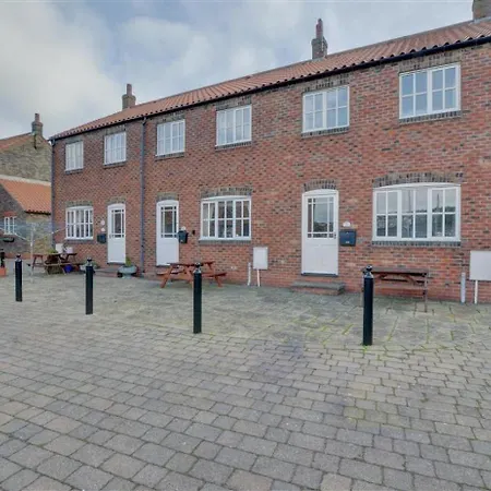 2 Bed In Oc-w086 펜션 휫비