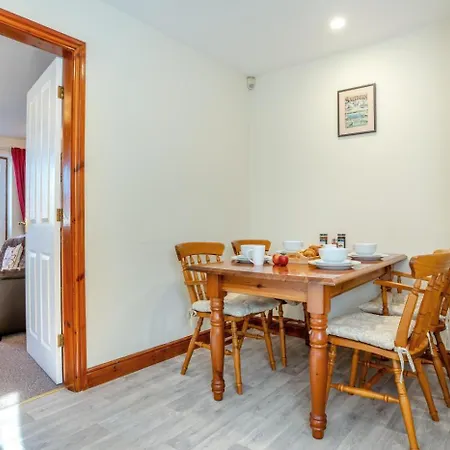 2 Bed In Oc-w086 別荘 *